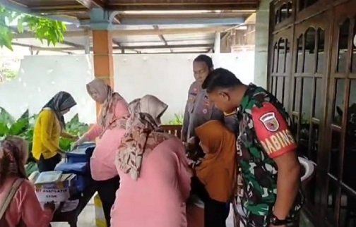 Babinsa Koramil 0804/08 Barat Dampingi Giat Posyandu Di Desa Binaan